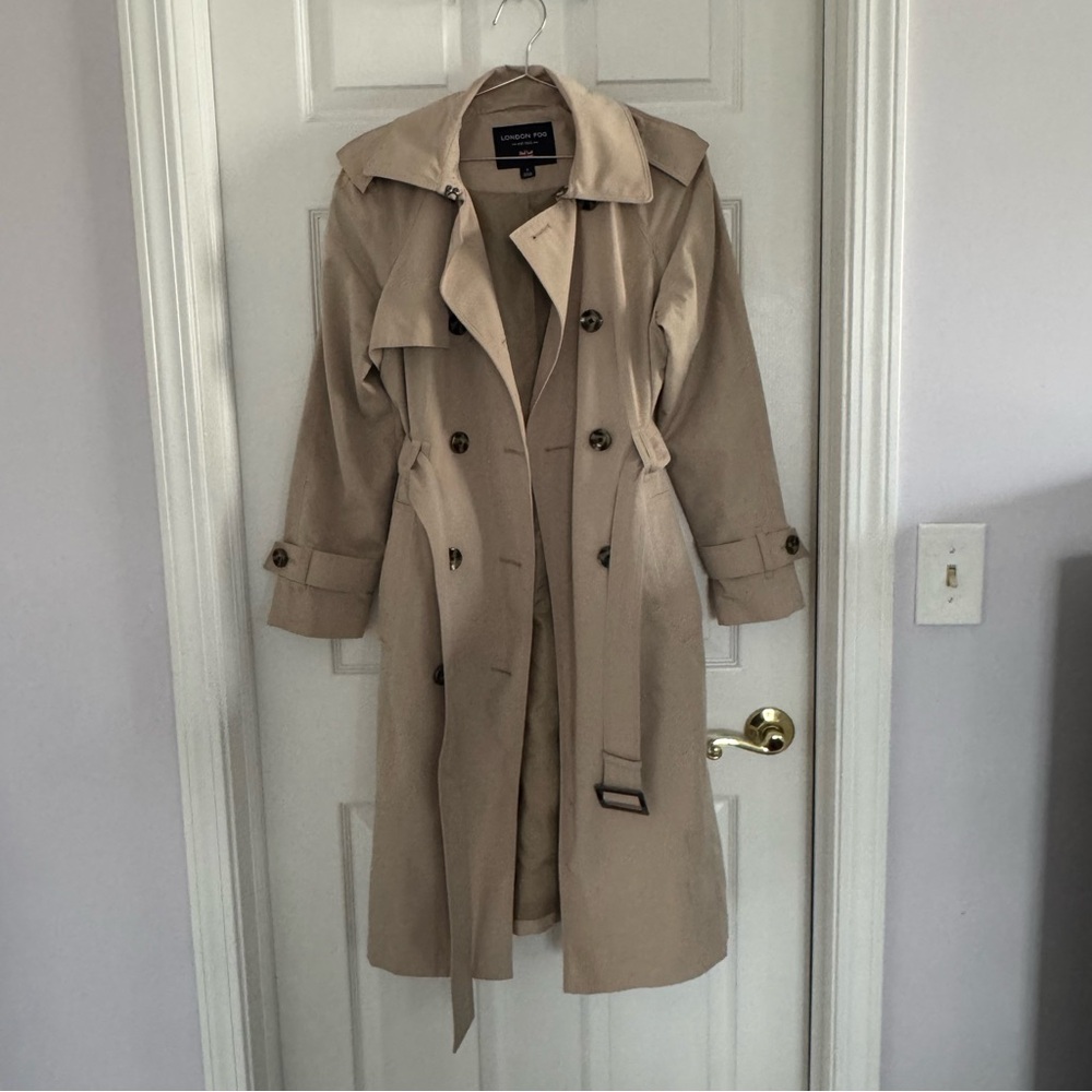 London Fog 3/4 Length Classic Beige Trench Coat